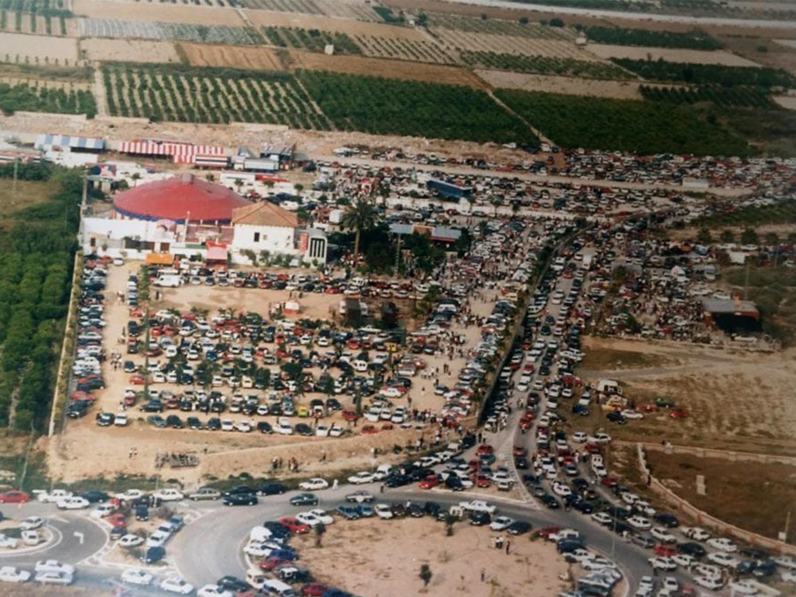 mdc_historia_0001_casa aerea antigua-min
